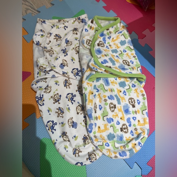 Baby wrap 2 pieces - Picture 1 of 3
